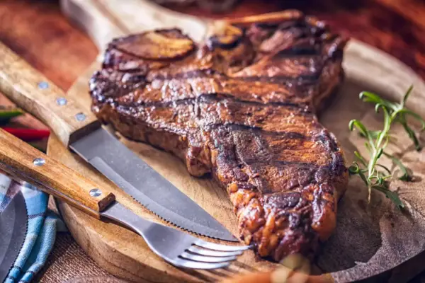 10 Best Steaks to Grill for Smokey, Juicy Flavor