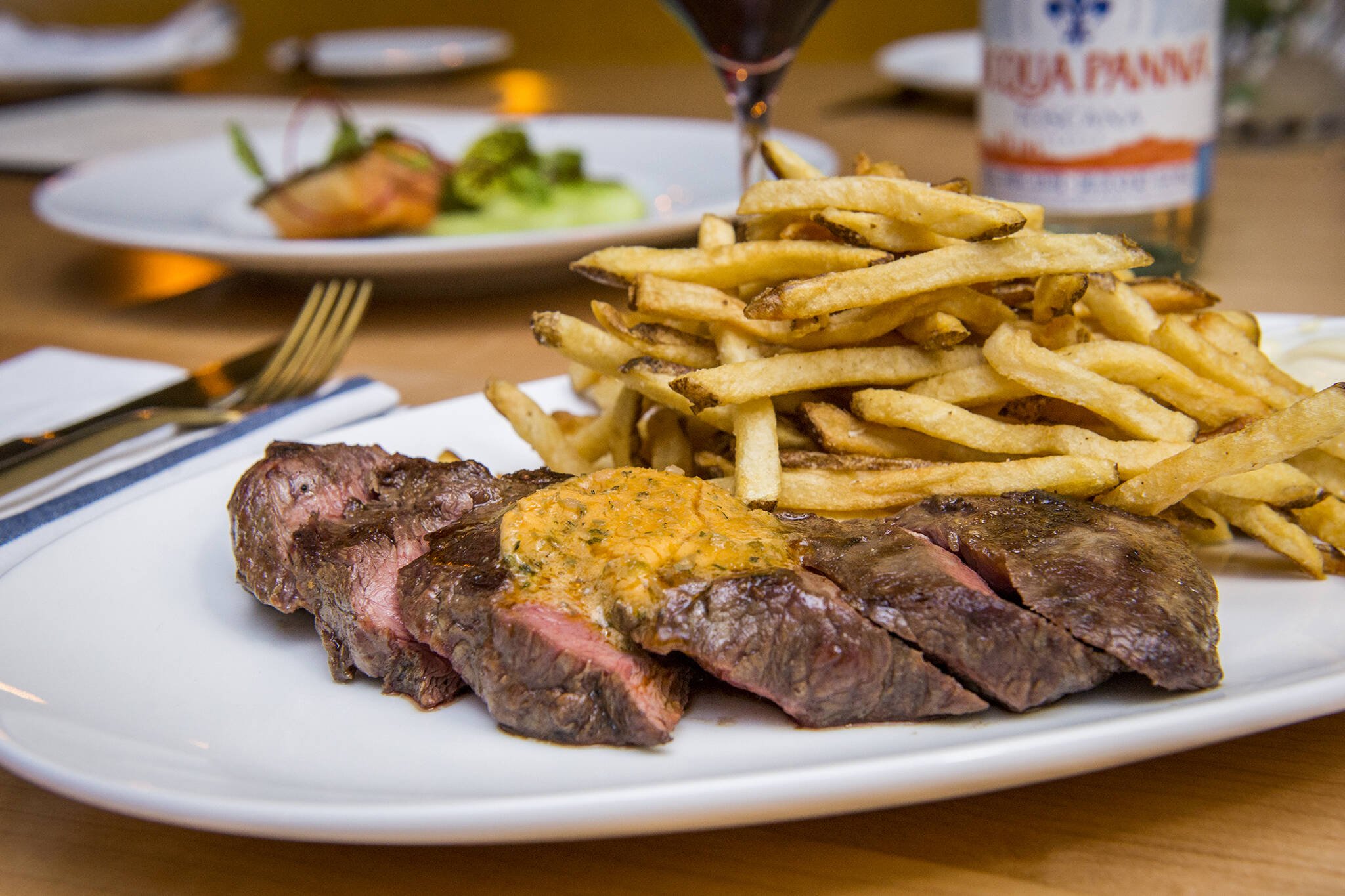 12 restaurants for cheap steak in Toronto