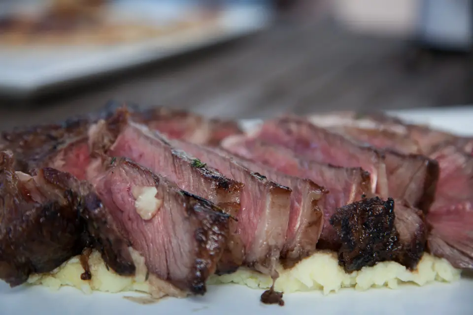 16 Mail Order Steak Companies That Do Meat Right