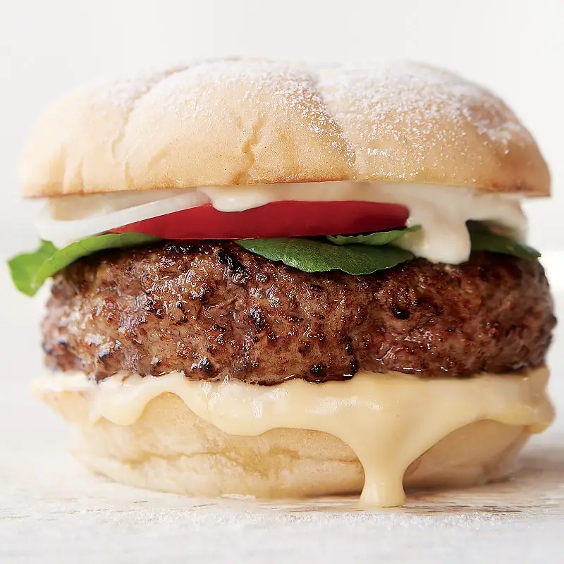 4 Tips for Building the Best Burger