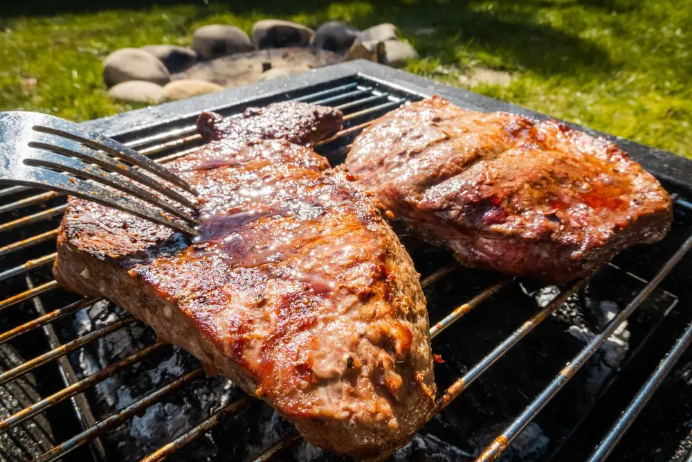 Best Charcoal Grill for Steaks