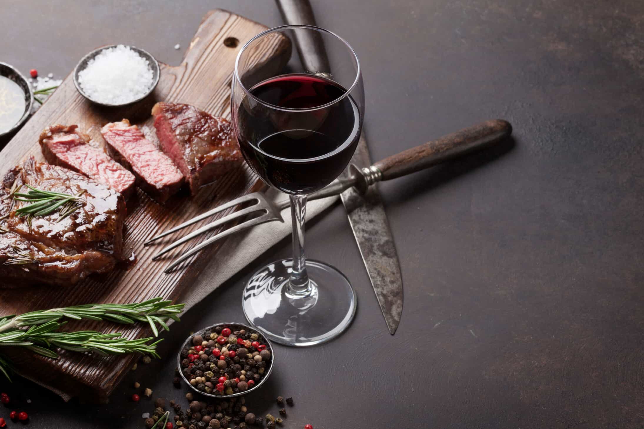 Best Wine with Steak: Steak &  Red Wine Pairings Youâre ...