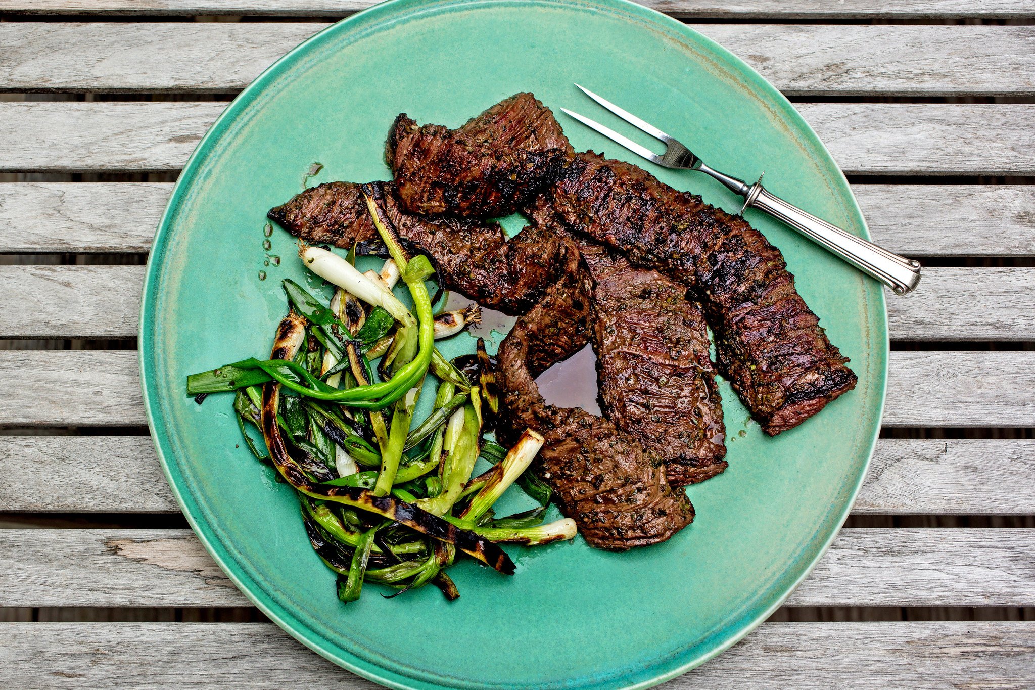 Grilled Skirt Steak With Garlic and Herbs Recipe