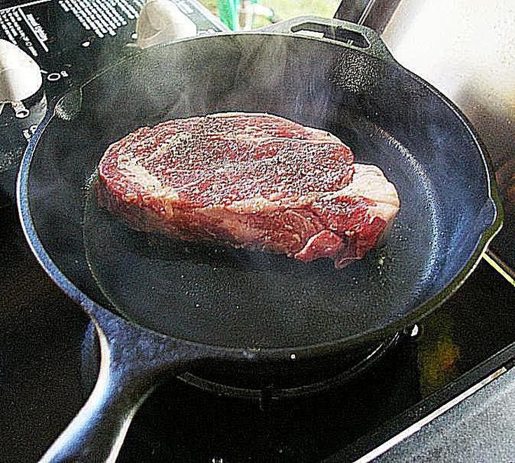 Learn How to Cook the Perfect Steak in a Cast Iron Pan in 2020 ...