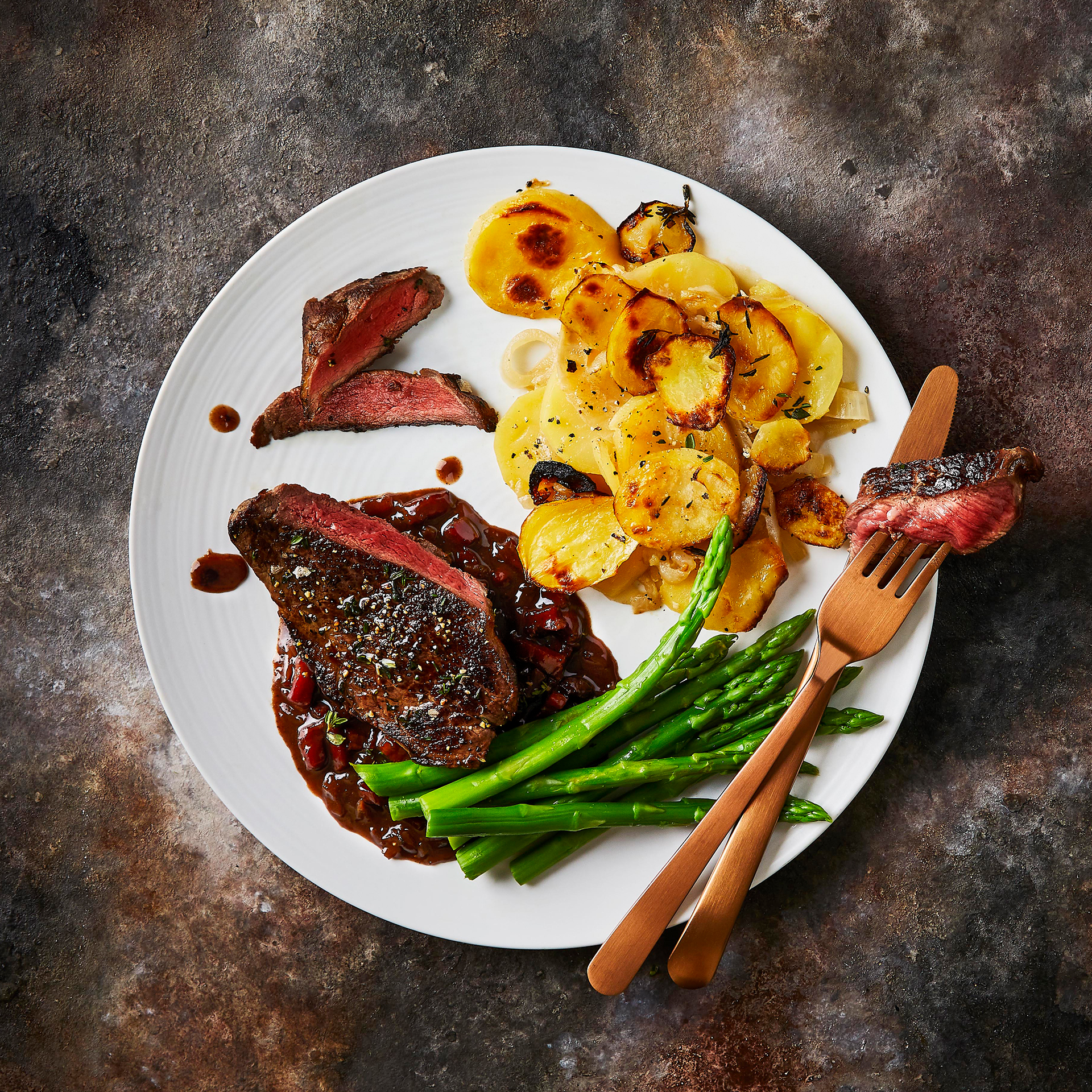 Rump Steak With Bordelaise Sauce, Boulangère Potatoes &  Asparagus ...