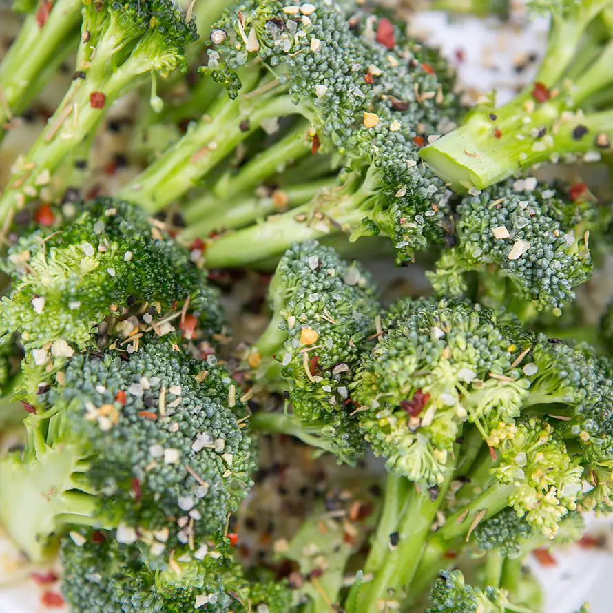 Three ingredient Grilled Broccoli = Broccoli Olive Oil our Steak ...